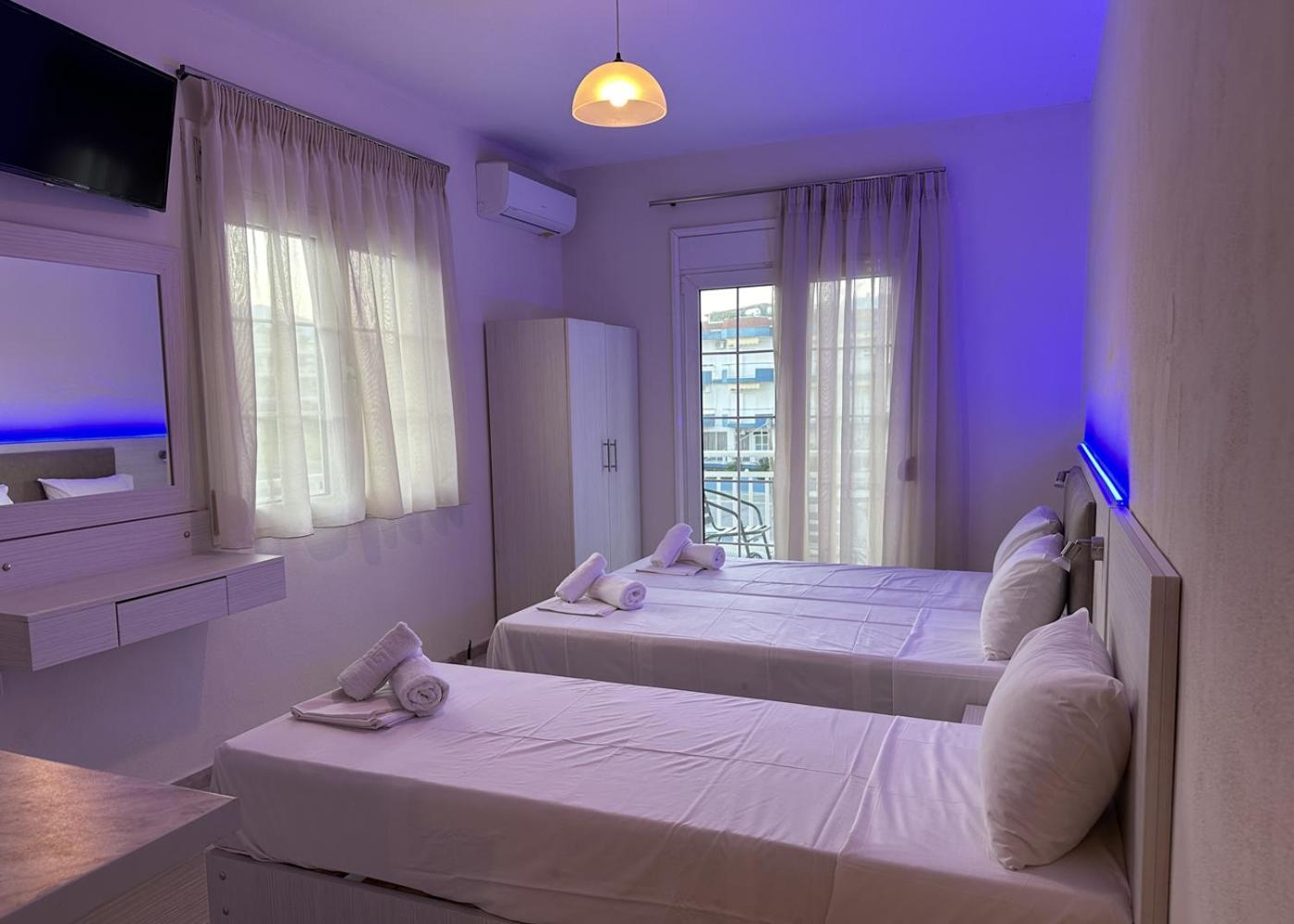 Oasis Blue Inn Leptokarya  Exteriör bild